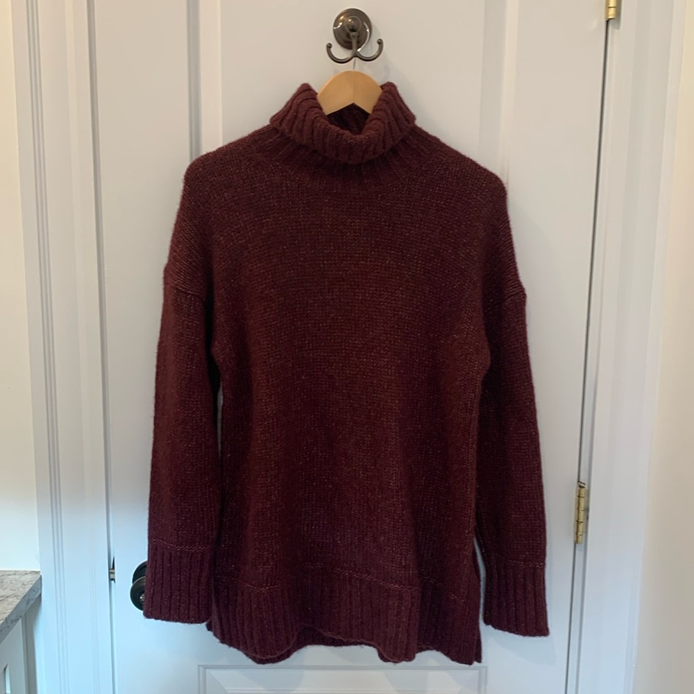 Everlane sweater